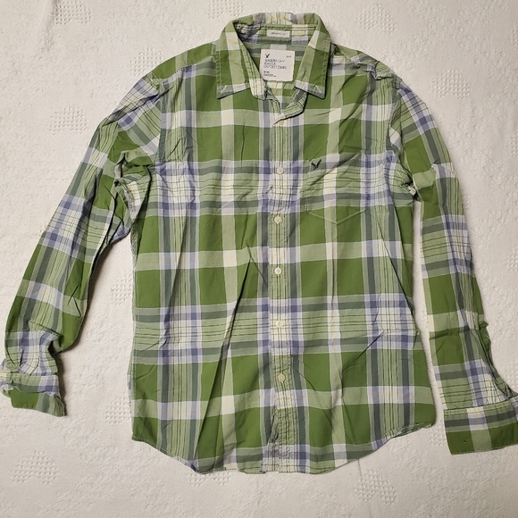 American Eagle Casual Plaid Button Down Shirt - Picture 2 of 4
